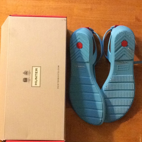 NWB Hunter T-bar blue sandals size 8 - Picture 3 of 4